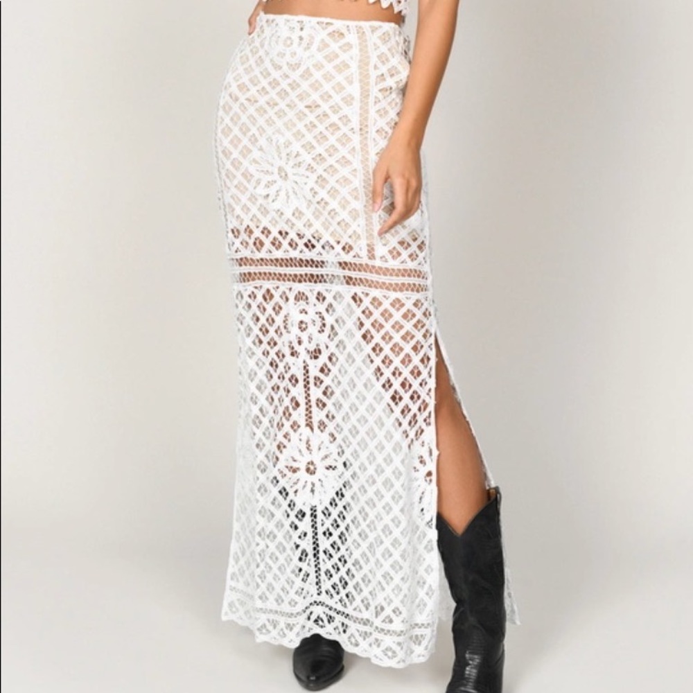 Tobi - Lust for Lace White Maxi Skirt